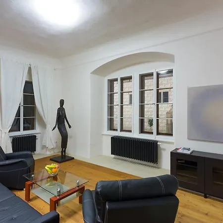 Zamecke Apartmany Litomysl Exterior photo